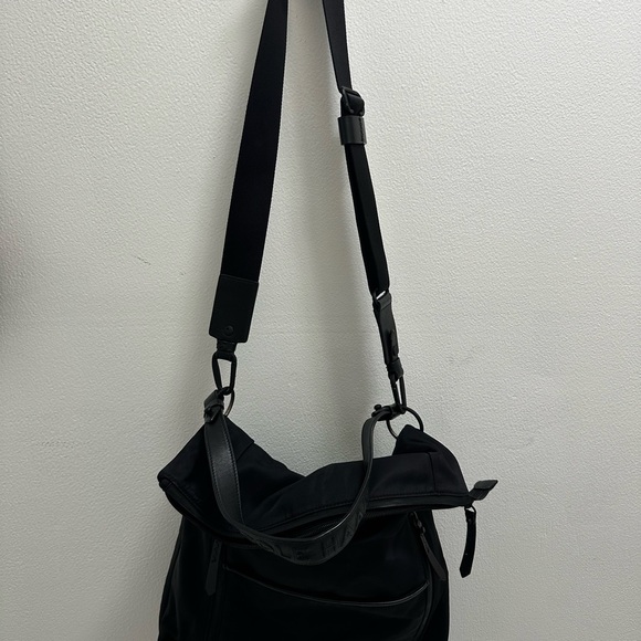 Cole Haan crossbody bag - Picture 3 of 8